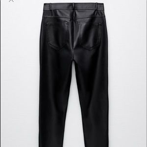 ZARA FAUX LEATHER LEGGINGS ( new never worn)